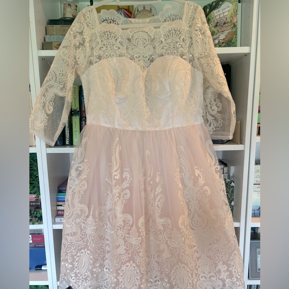 Chi Chi London NEW  Women’s Pink & Ivory Full Skirt Dress Sz 14